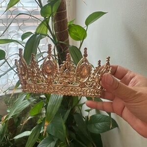 Elegant Gold Crown